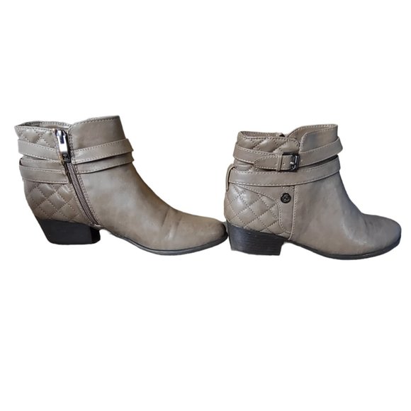 Liz Claiborne Posh Ankle Boots Taupe Size 9 - Picture 2 of 16